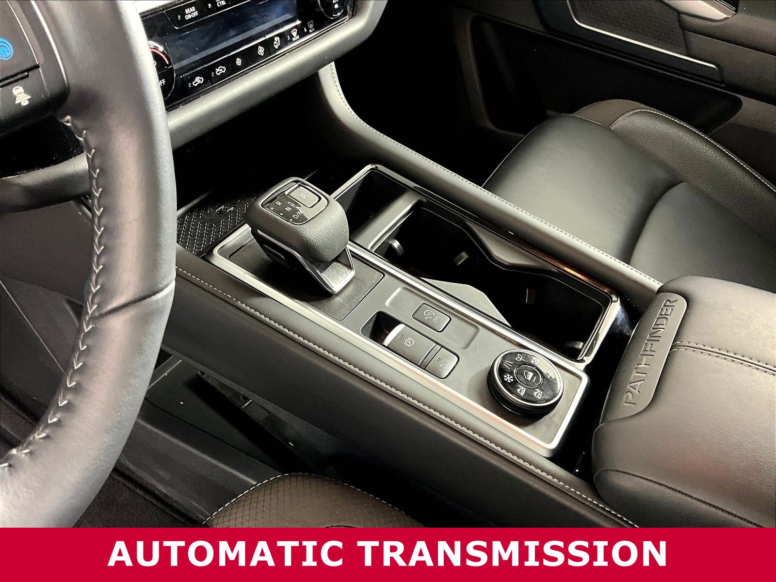Used 2025 Nissan Pathfinder SL AWD/4WD image 17