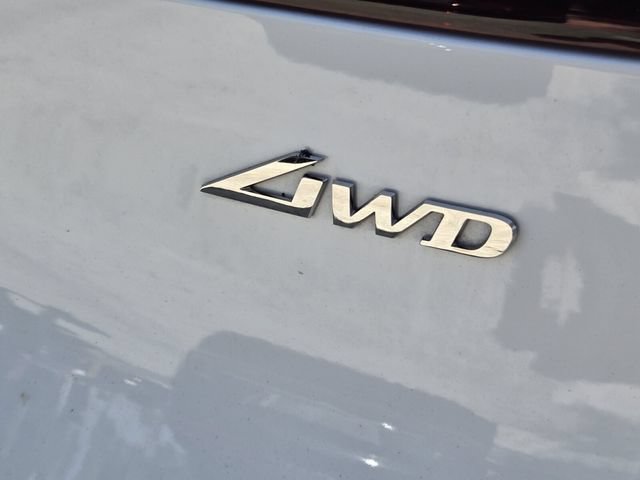 Used 2024 Genesis GV70 2.5T w/ Select Package AWD/4WD image 10