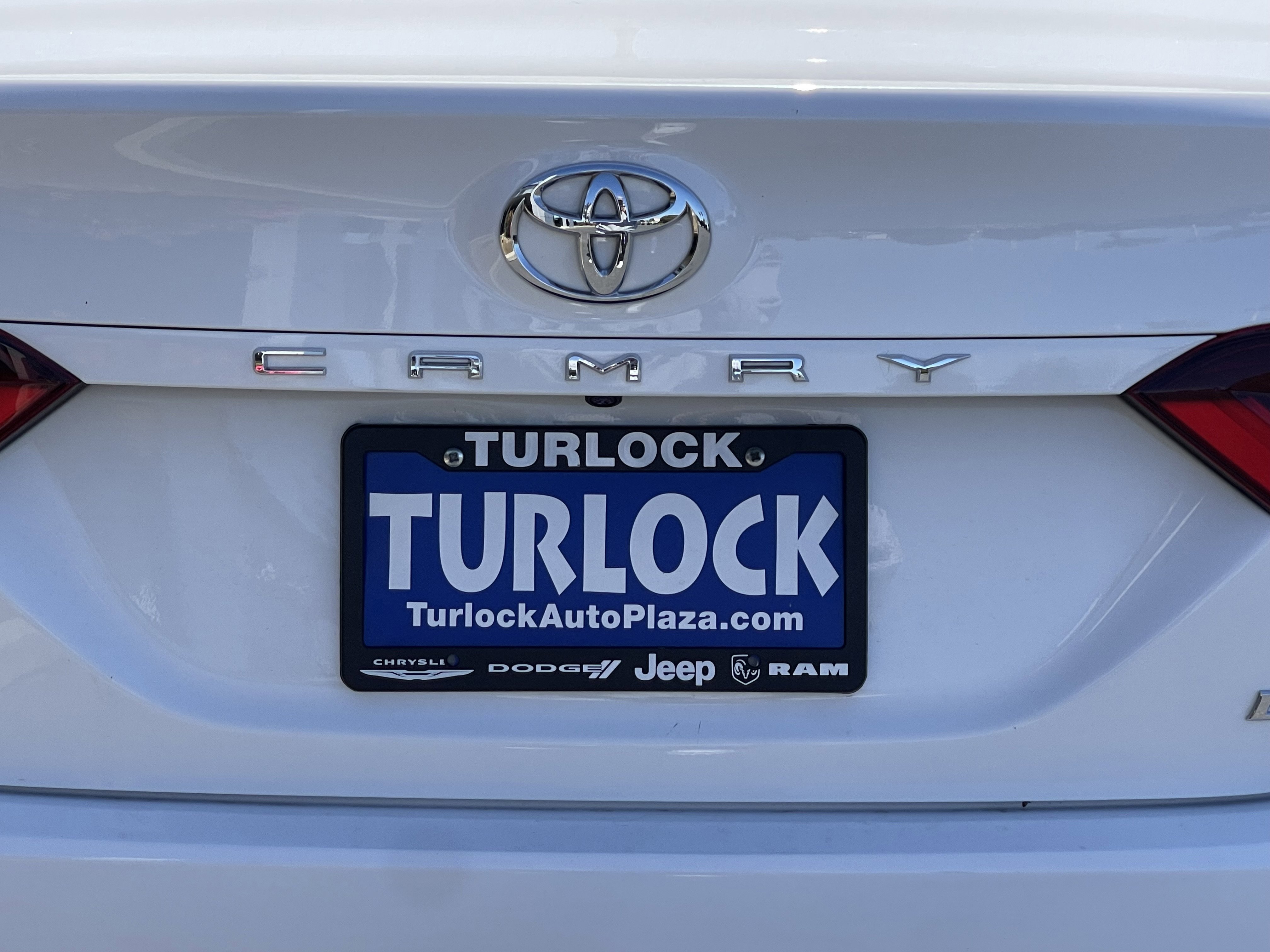 Used 2024 Toyota Camry LE FWD image 10