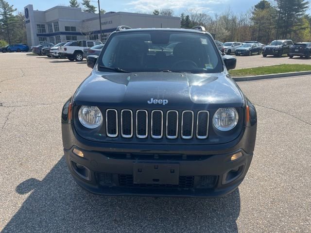 Used 2017 Jeep Renegade Latitude w/ Popular Equipment Group AWD/4WD image 8
