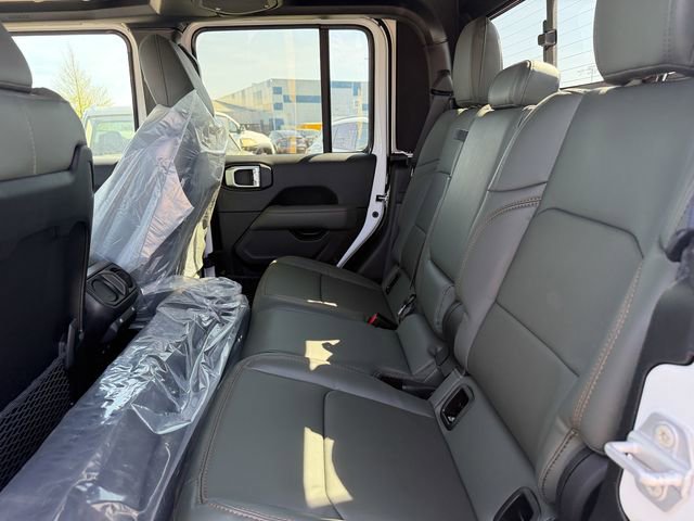 New 2026 Jeep Gladiator Mojave image 23