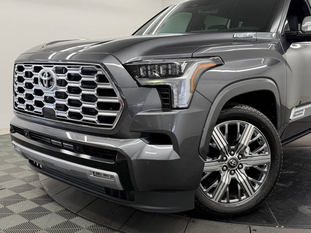 Used 2026 Toyota Sequoia Capstone AWD/4WD image 4