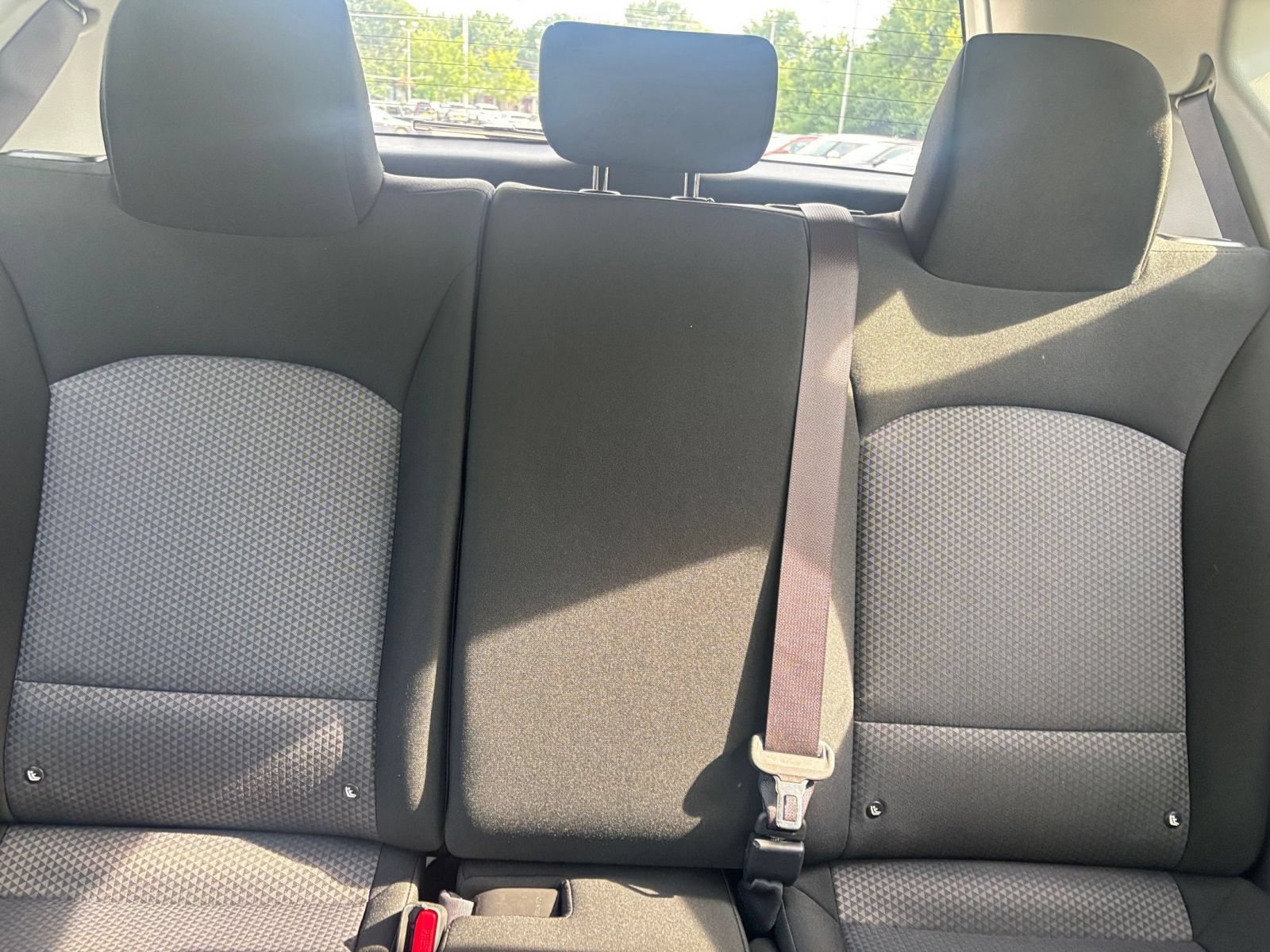 Used 2025 Kia Soul LX w/ LX Technology Package FWD image 35