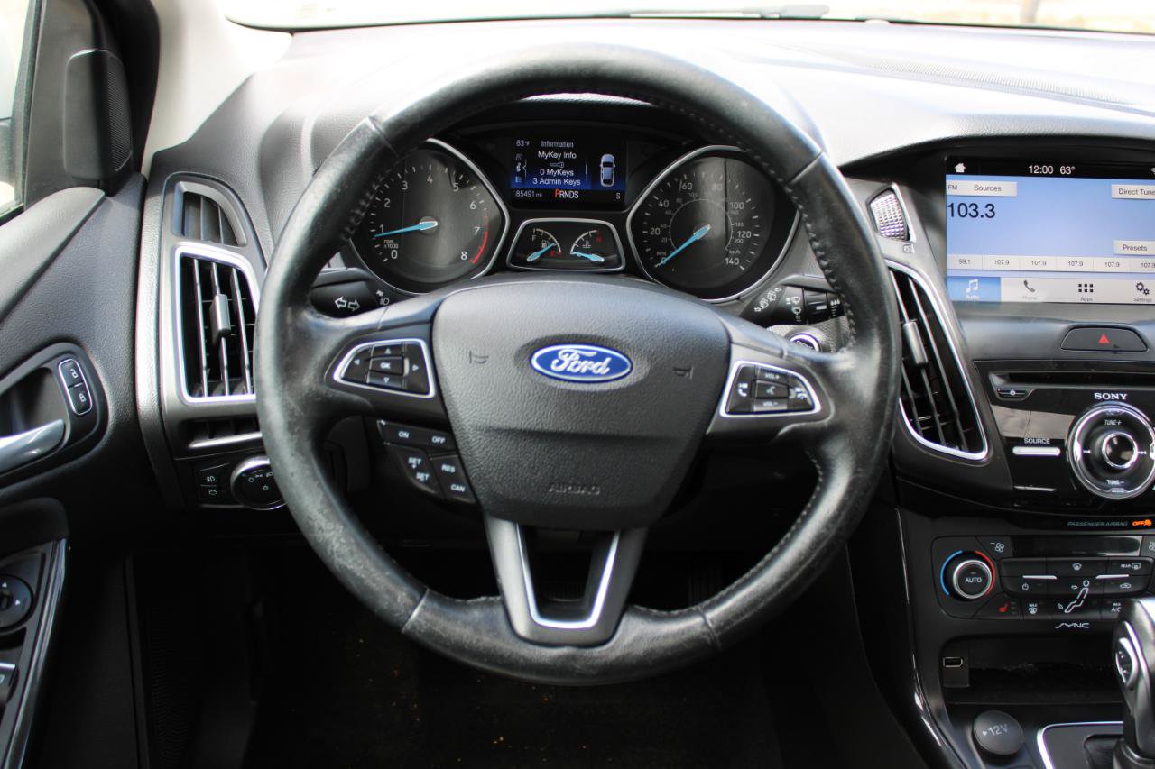 Used 2018 Ford Focus Titanium FWD image 8