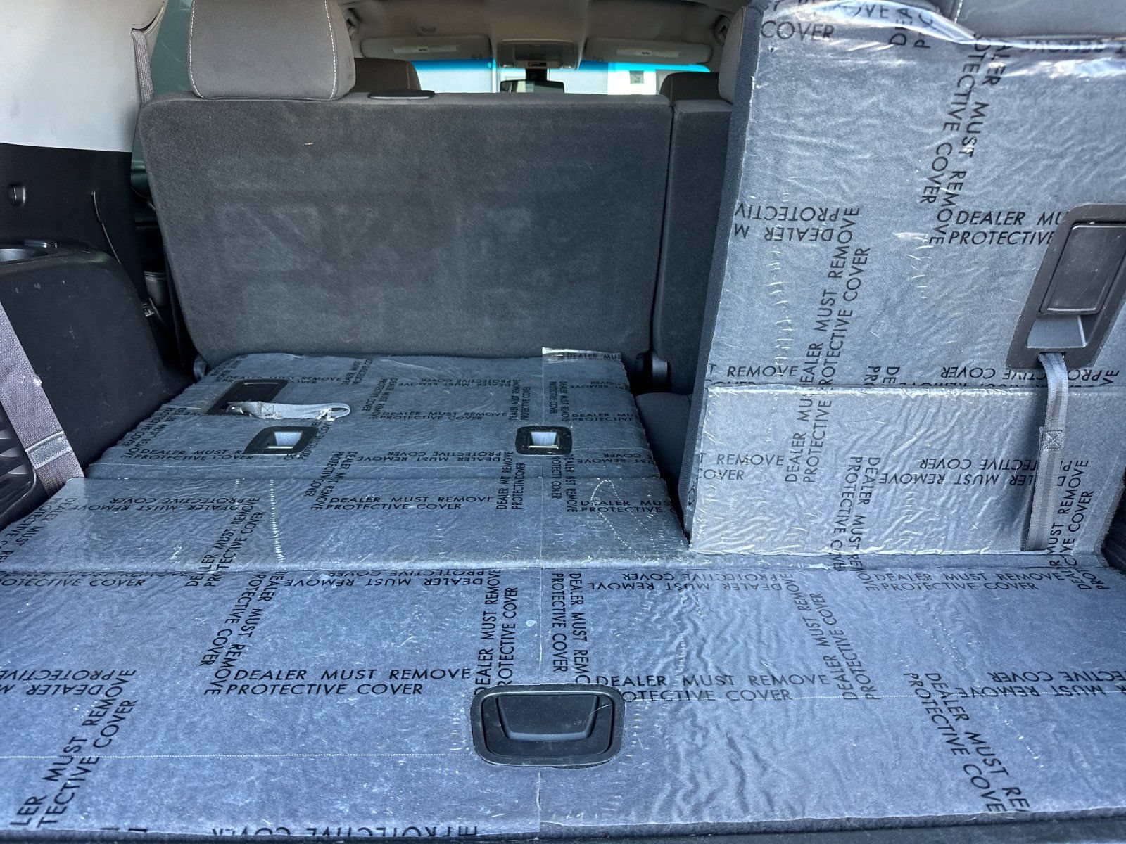 Used 2016 Chevrolet Tahoe LS RWD image 16
