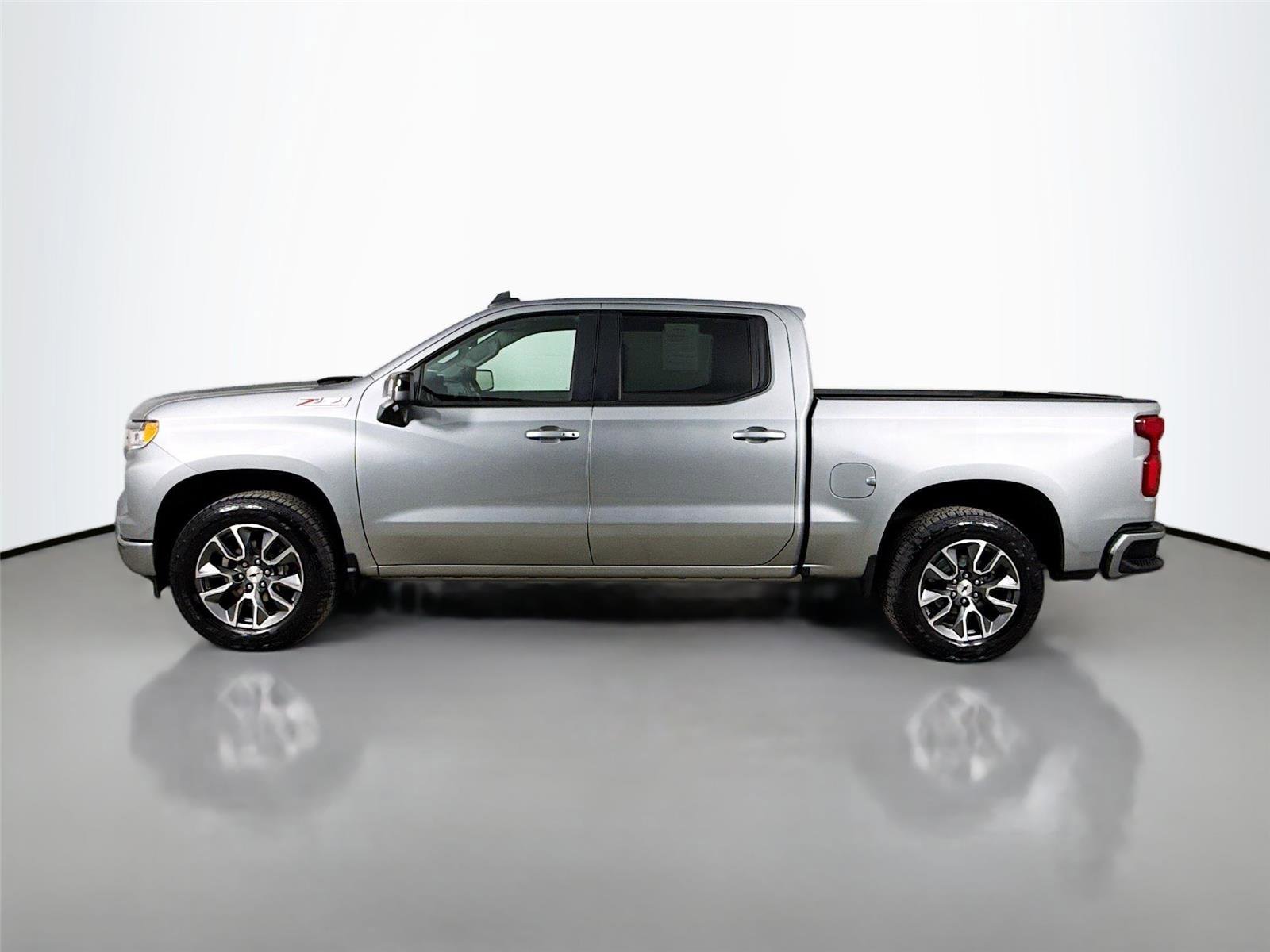 Used 2023 Chevrolet Silverado 1500 RST w/ RST All Star Premium Package image 6