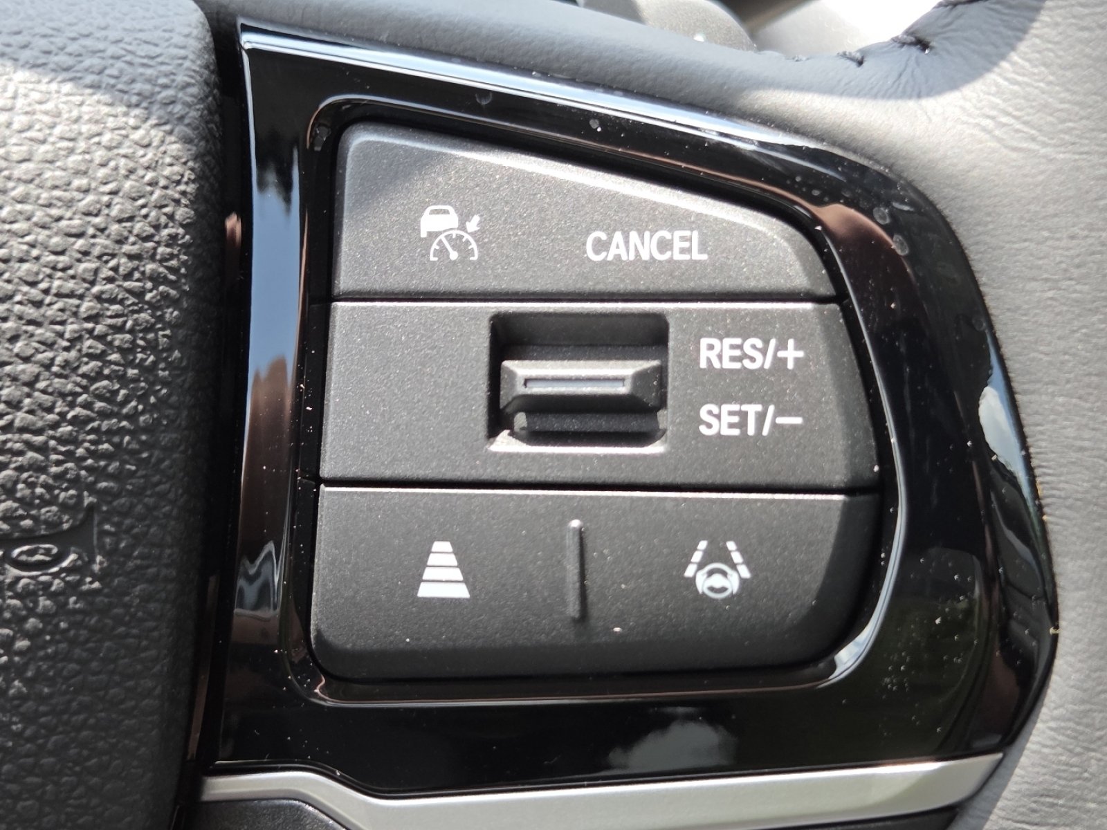New 2026 Honda Odyssey Touring image 11