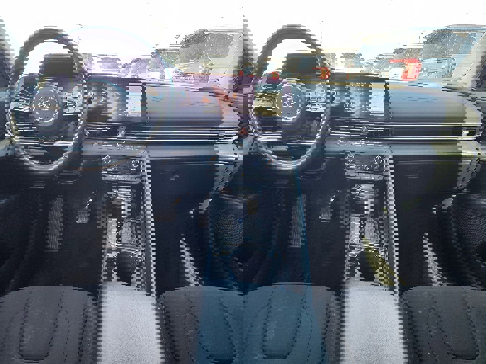 Used 2023 Hyundai Elantra SEL w/ Convenience Package image 25