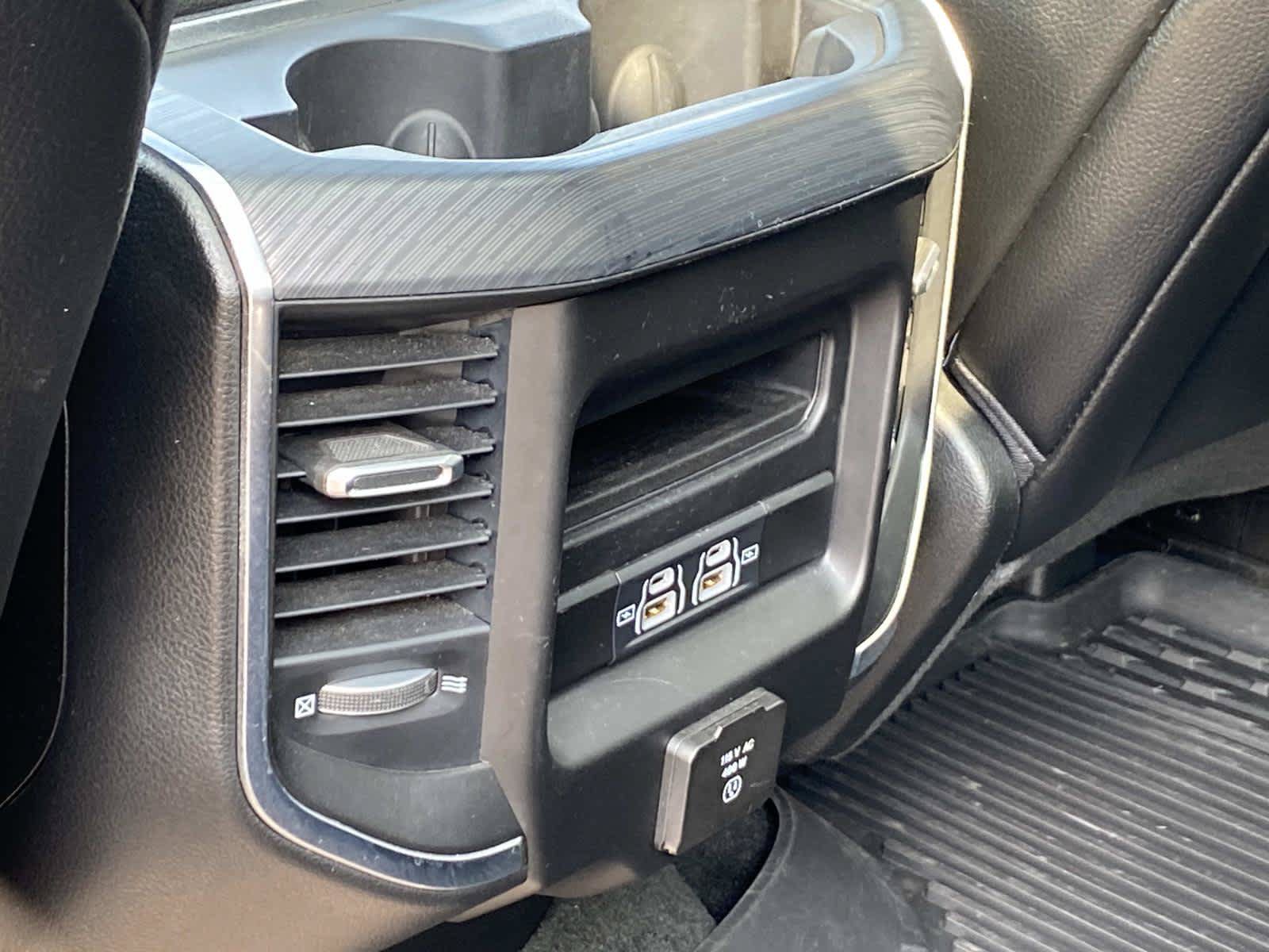 Used 2023 RAM 1500 Laramie AWD/4WD image 13