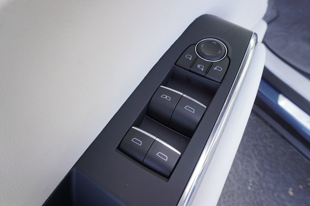 New 2026 GMC Acadia Denali FWD image 19