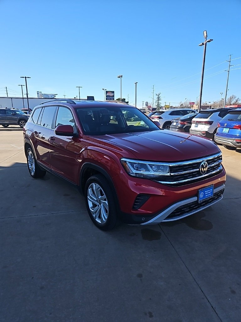 Used 2021 Volkswagen Atlas SE image 3