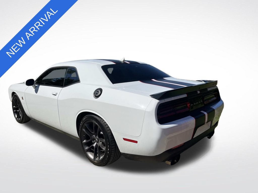 Used 2022 Dodge Challenger R/T Scat Pack RWD image 5