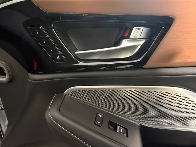 Used 2022 Acura MDX Technology image 34