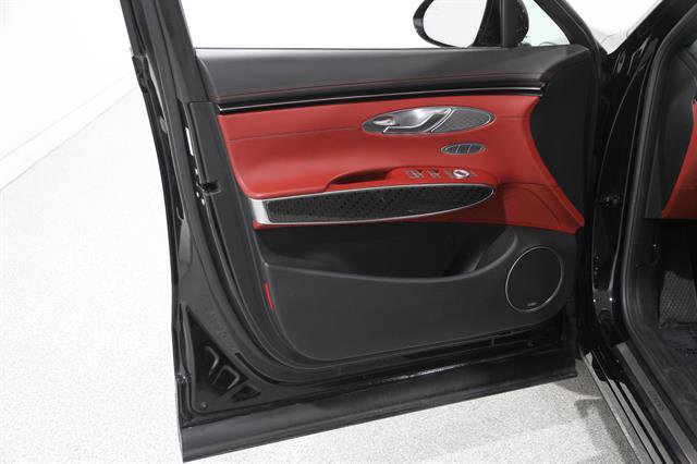 Used 2022 Genesis GV70 3.5T Sport w/ Sport Prestige Package image 4