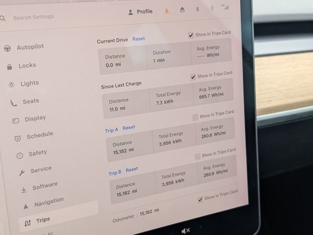 Used 2023 Tesla Model 3 Standard Range image 22