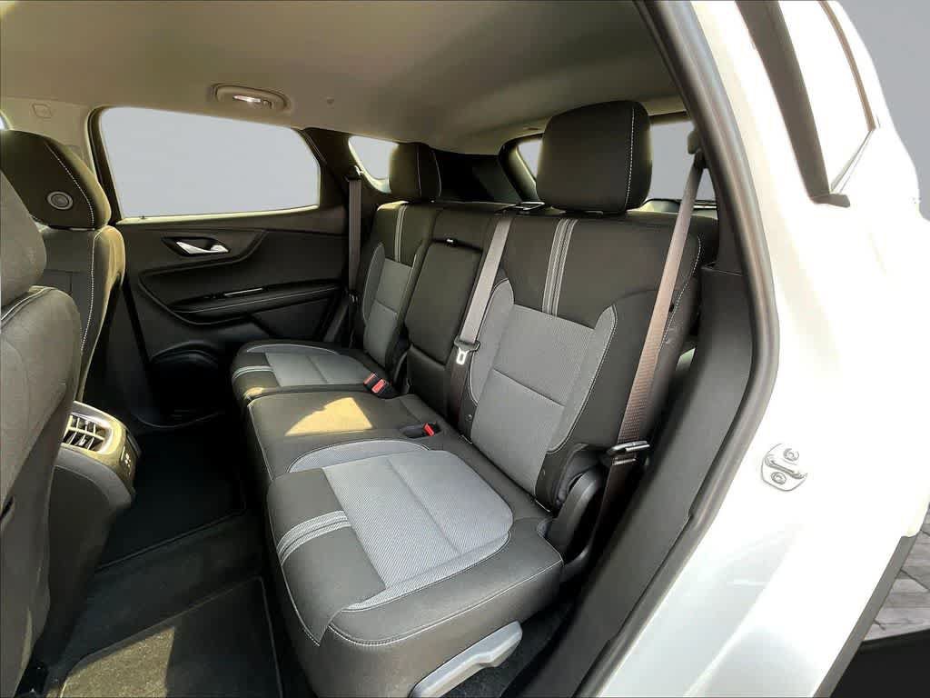 Used 2024 Chevrolet Blazer LT w/ Convenience Package AWD/4WD image 24