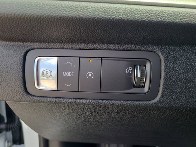 Used 2025 Chevrolet Traverse LT FWD image 26