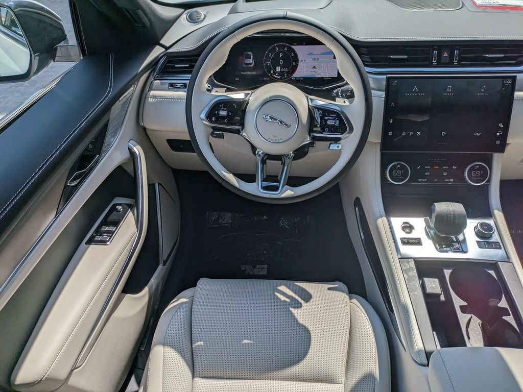 New 2026 Jaguar F-PACE R-Dynamic S AWD/4WD image 16
