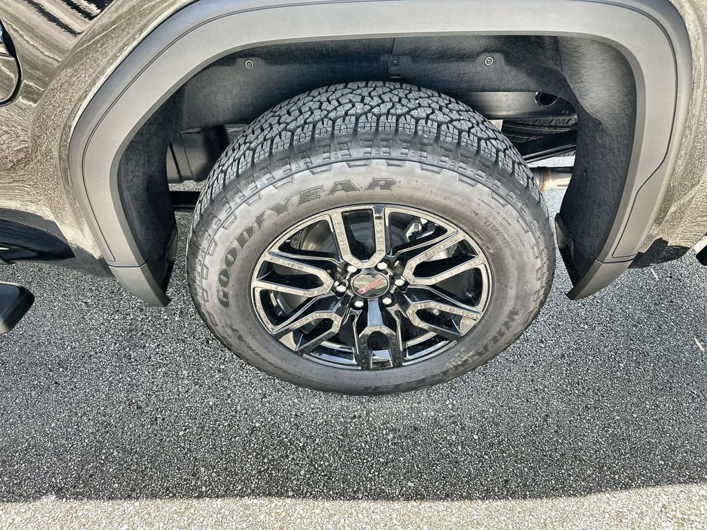New 2026 GMC Sierra 1500 Elevation image 12