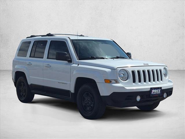 Used 2016 Jeep Patriot Sport w/ Power Value Group FWD image 3