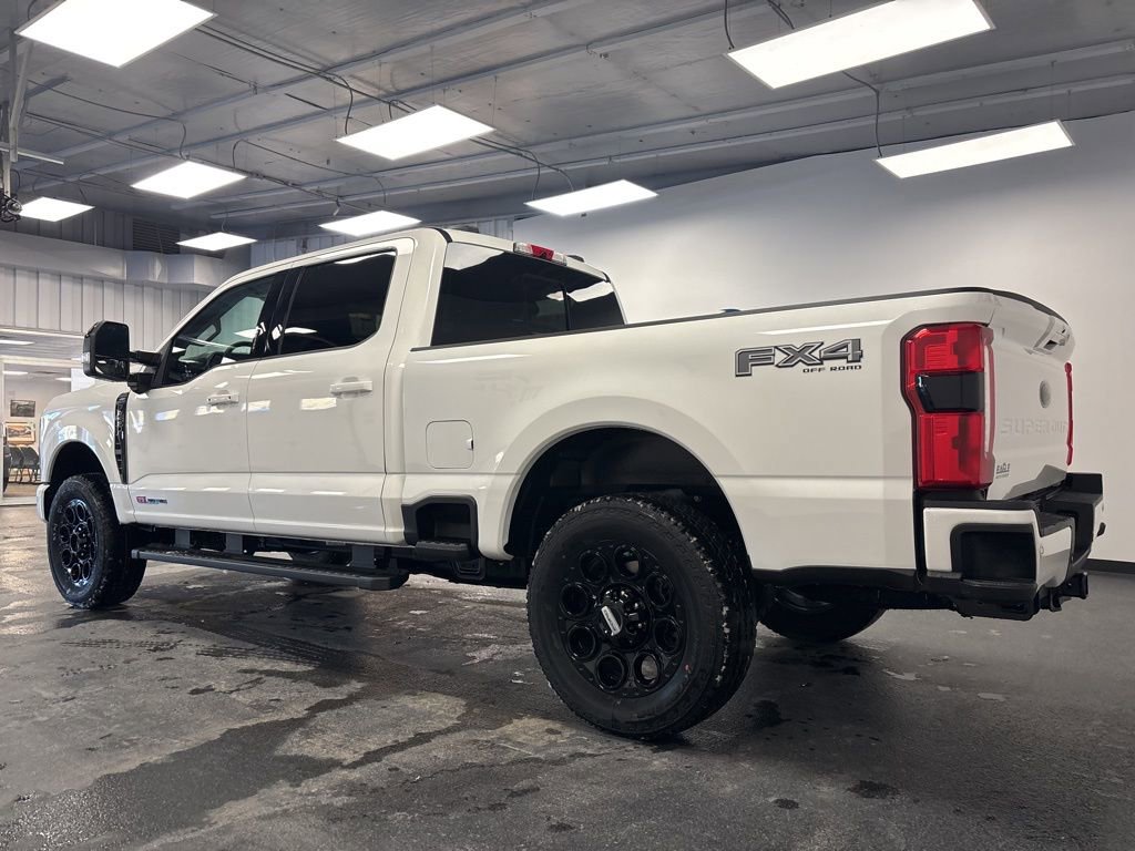New 2026 Ford F250 Lariat w/ Black Appearance Package AWD/4WD image 10
