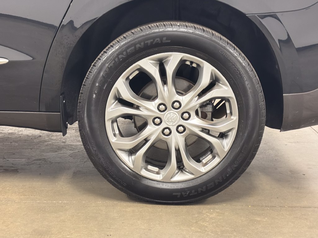 Used 2018 Buick Enclave Avenir w/ Avenir Technology Package FWD image 14