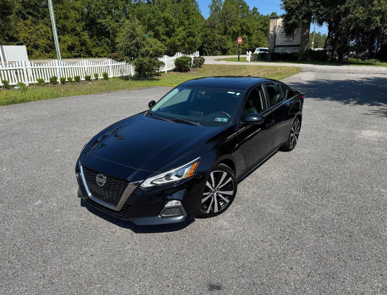 Used 2019 Nissan Altima 2.5 SR w/ SR Premium Package AWD/4WD image 29