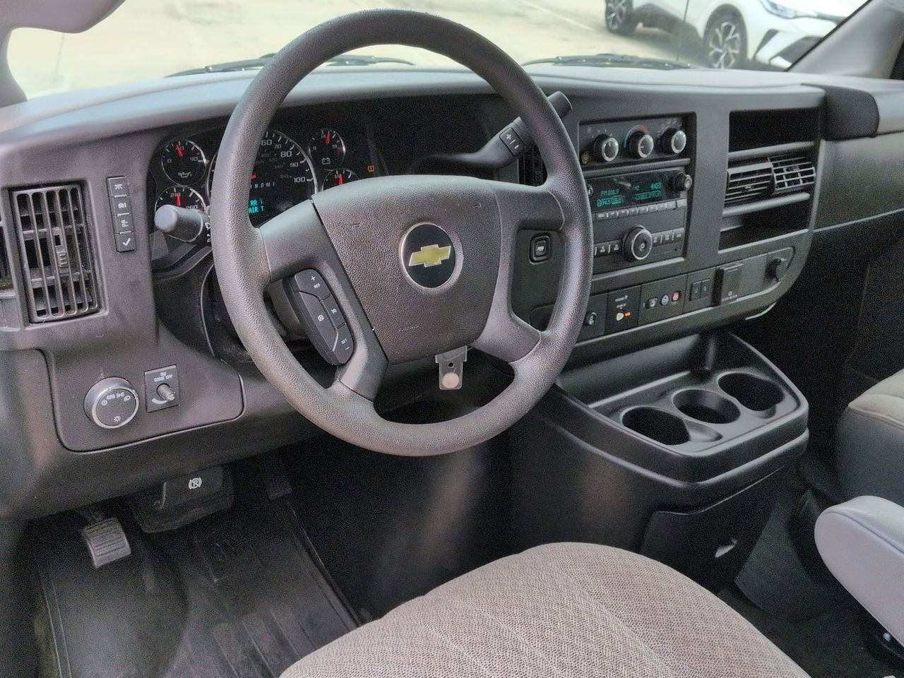 Used 2019 Chevrolet Express 3500 LT w/ LT Preferred Equipment Group image 9