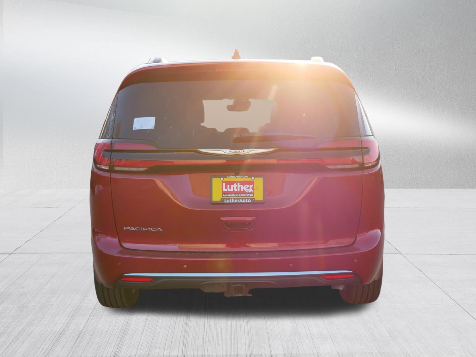 New 2026 Chrysler Pacifica Pinnacle image 9