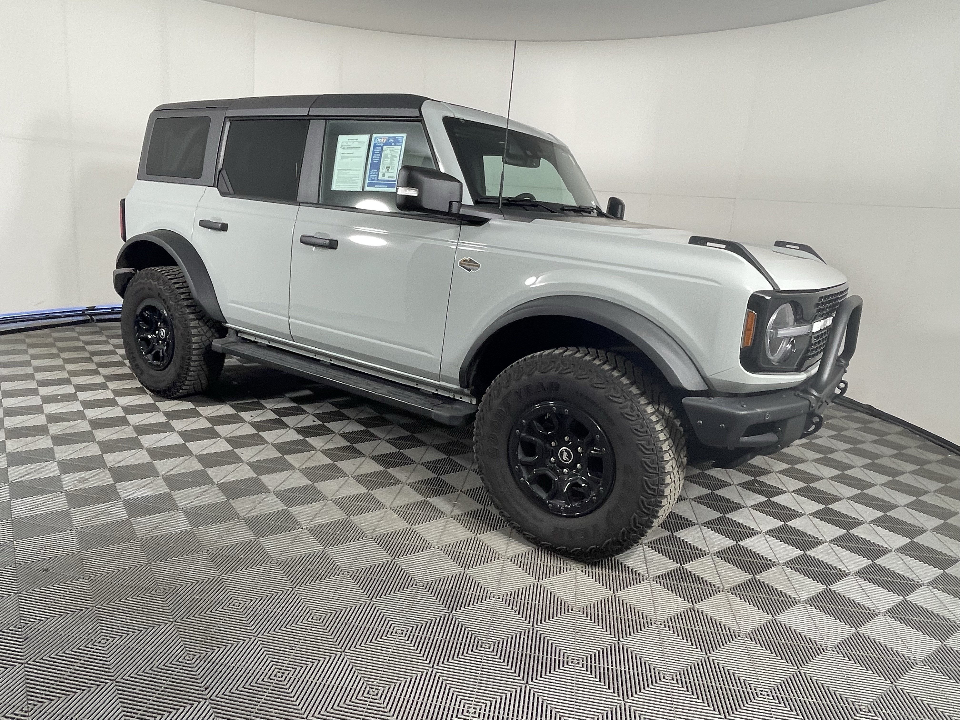 Certified 2024 Ford Bronco Wildtrak AWD/4WD image 7