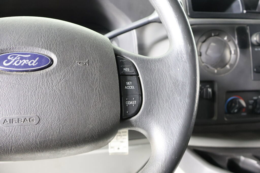 Used 2013 Ford E-150 and Econoline 150 image 29