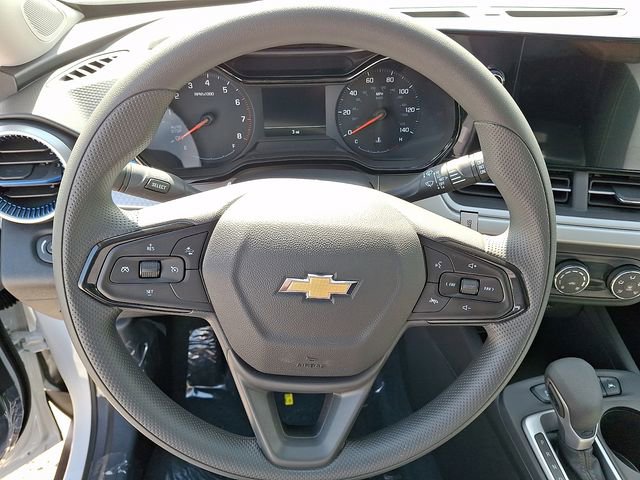 New 2026 Chevrolet Trax LS w/ Driver Confidence Package image 8