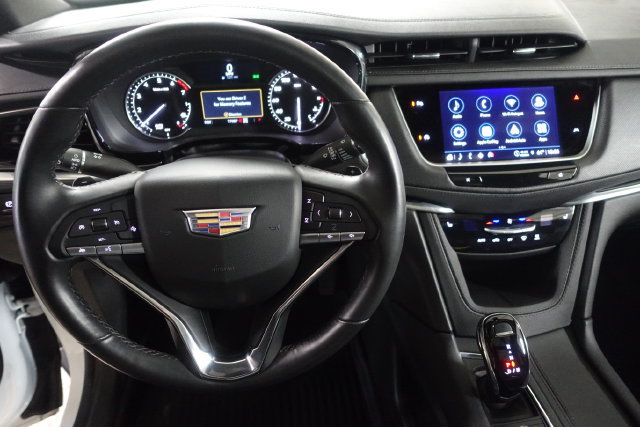 Used 2024 Cadillac XT6 Luxury w/ LPO, Floor Liner Package AWD/4WD image 12