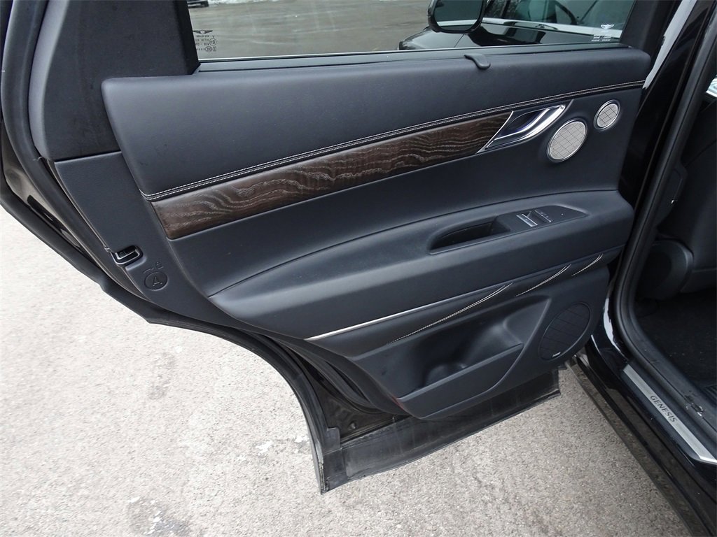 Used 2024 Genesis GV80 3.5T w/ Advanced Package image 14