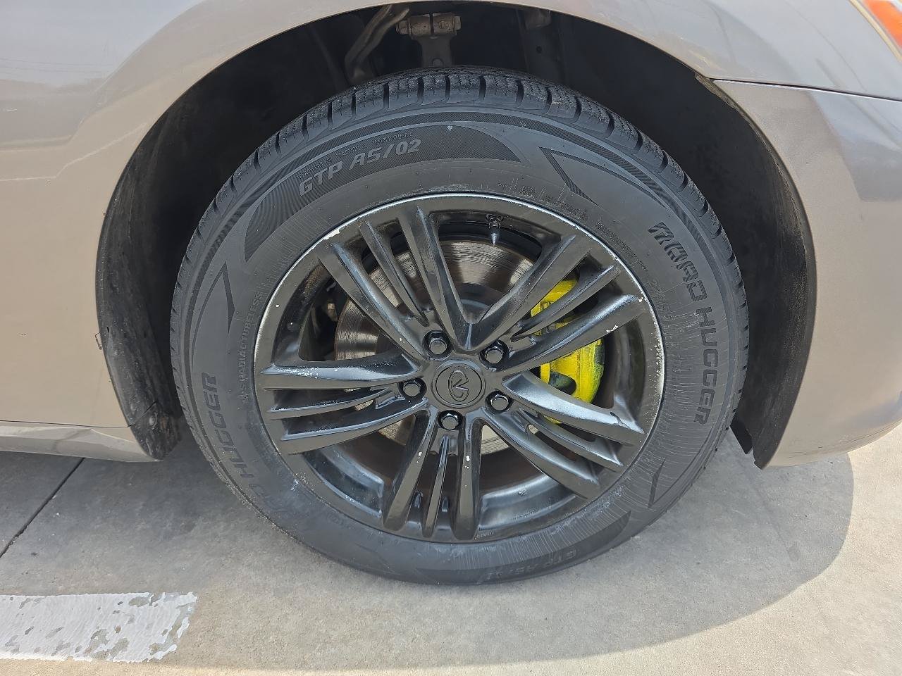Used 2013 INFINITI G37 x Sedan w/ Premium Pkg AWD/4WD image 31