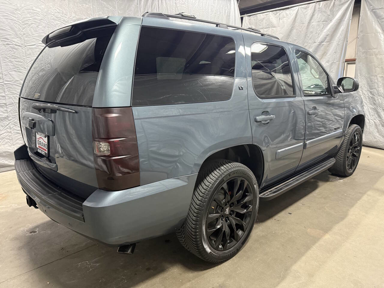 Used 2008 Chevrolet Tahoe LT w/ Convenience Package 1 image 6