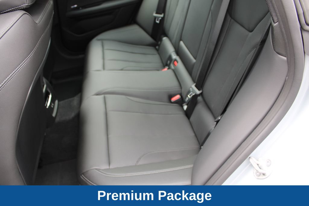 Used 2026 BMW 430i xDrive w/ M Sport Package AWD/4WD image 29