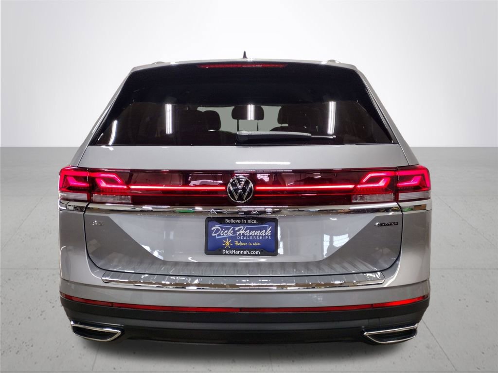 New 2025 Volkswagen Atlas SE image 12
