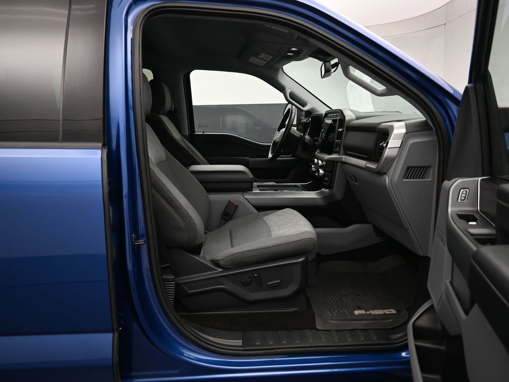 Used 2022 Ford F150 XLT w/ Equipment Group 302A High image 26