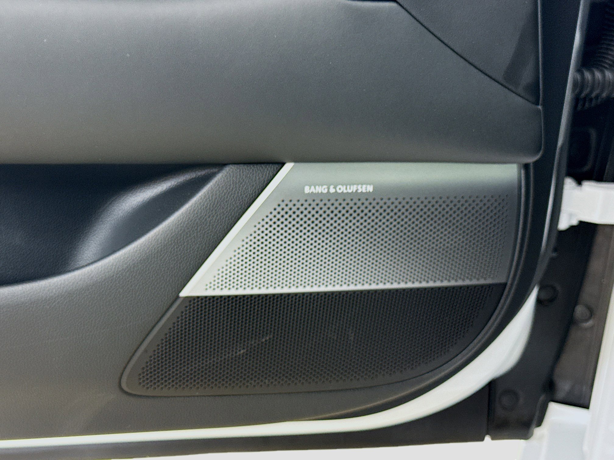 Used 2026 Genesis G90 3.5T image 19