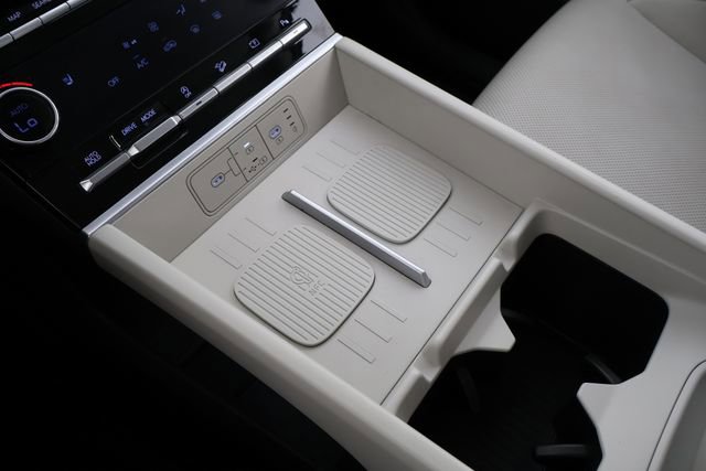 Used 2025 Hyundai Santa Fe SEL FWD image 26