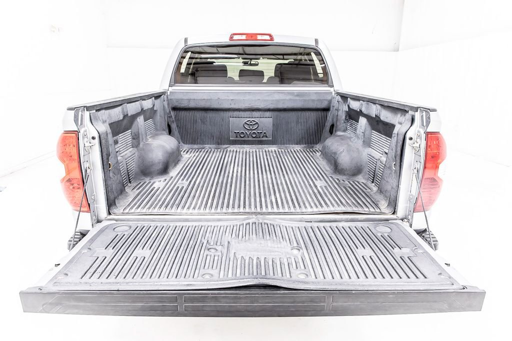 Used 2015 Toyota Tundra SR5 w/ SR5 Upgrade Package RWD image 38