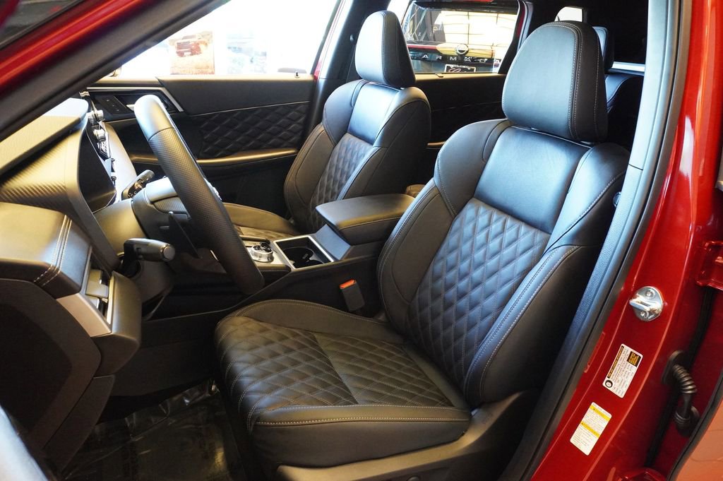 New 2026 Nissan Rogue Platinum image 14