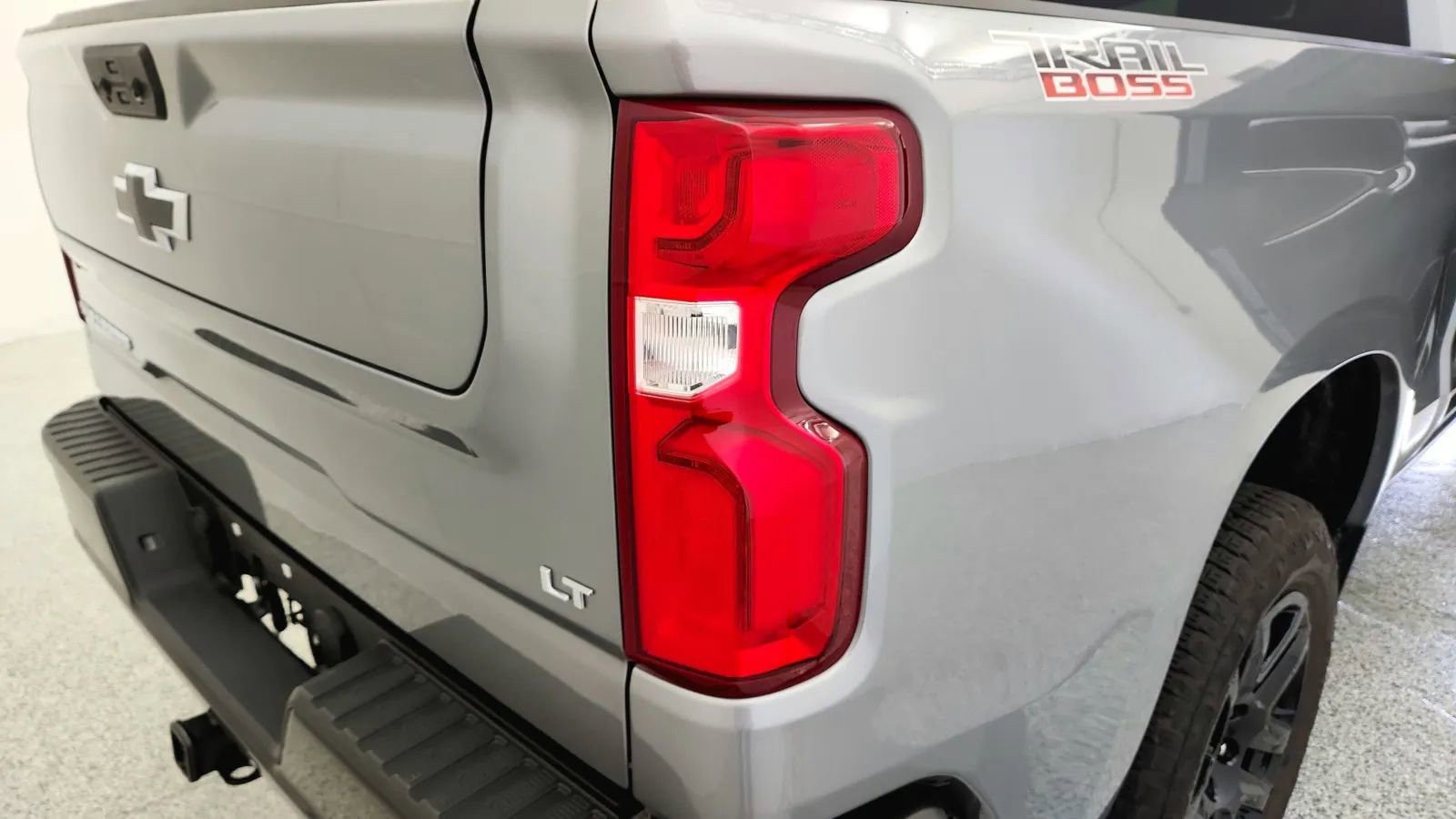 Used 2025 Chevrolet Silverado 1500 LT Trail Boss image 32
