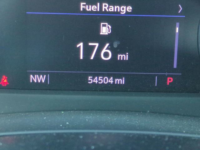 Used 2021 Cadillac XT4 Luxury w/ Driver Awareness Package image 32