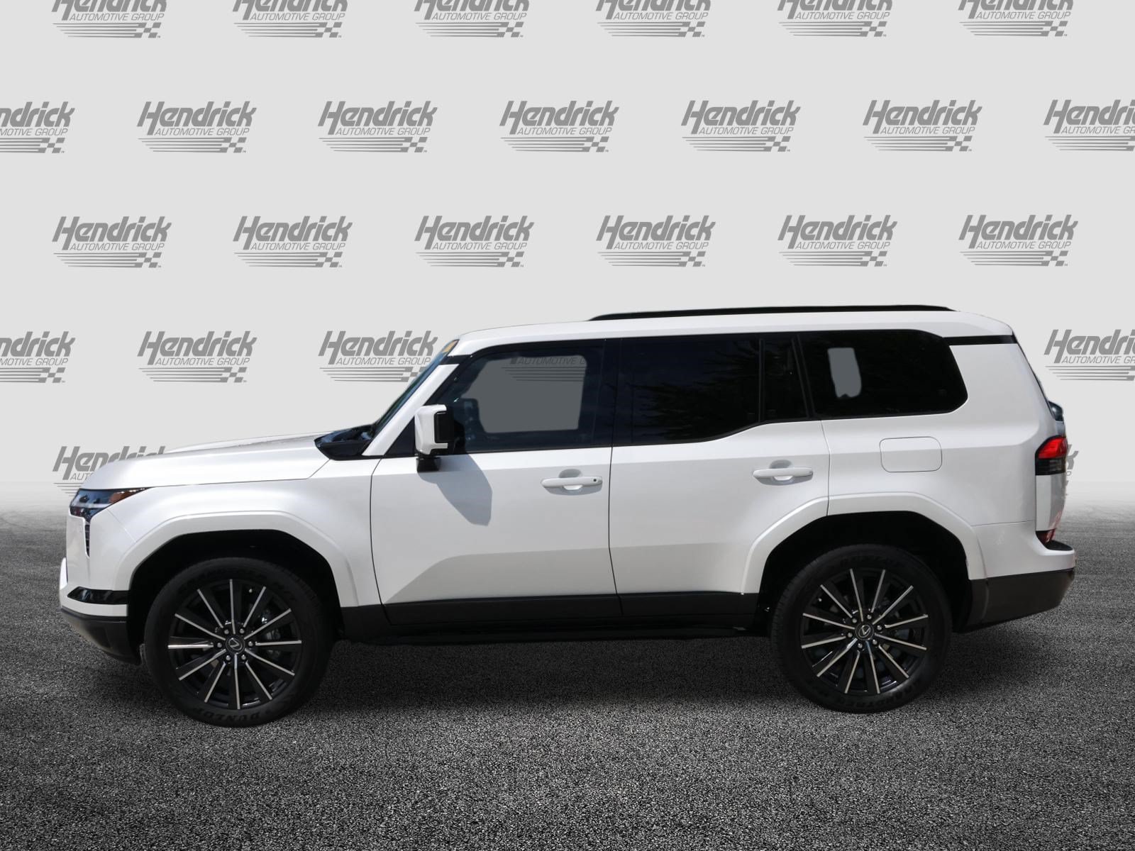 Certified 2026 Lexus GX 550 w/ Accessory Package (2T) AWD/4WD image 6