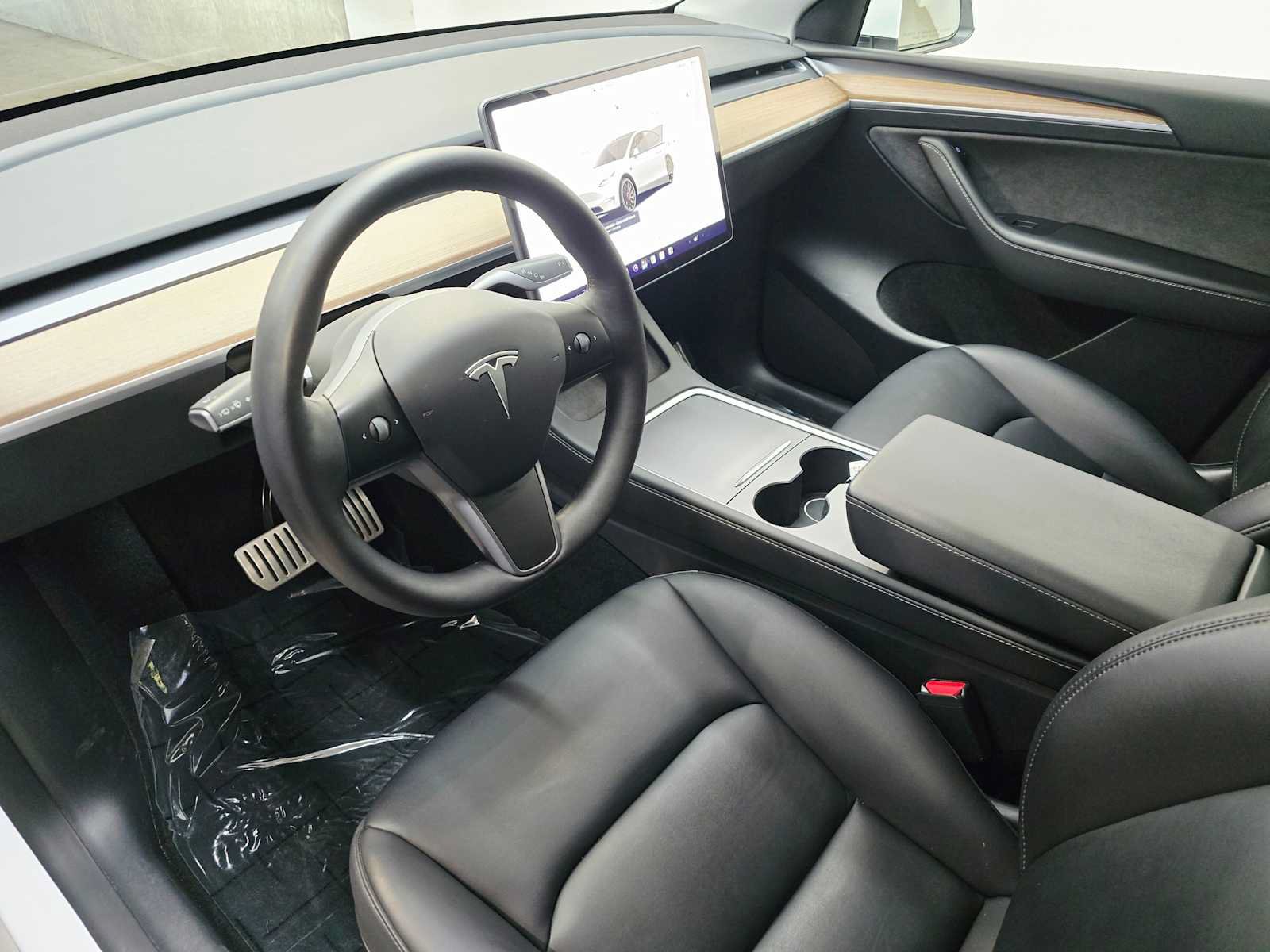 Used 2022 Tesla Model Y Performance AWD/4WD image 2