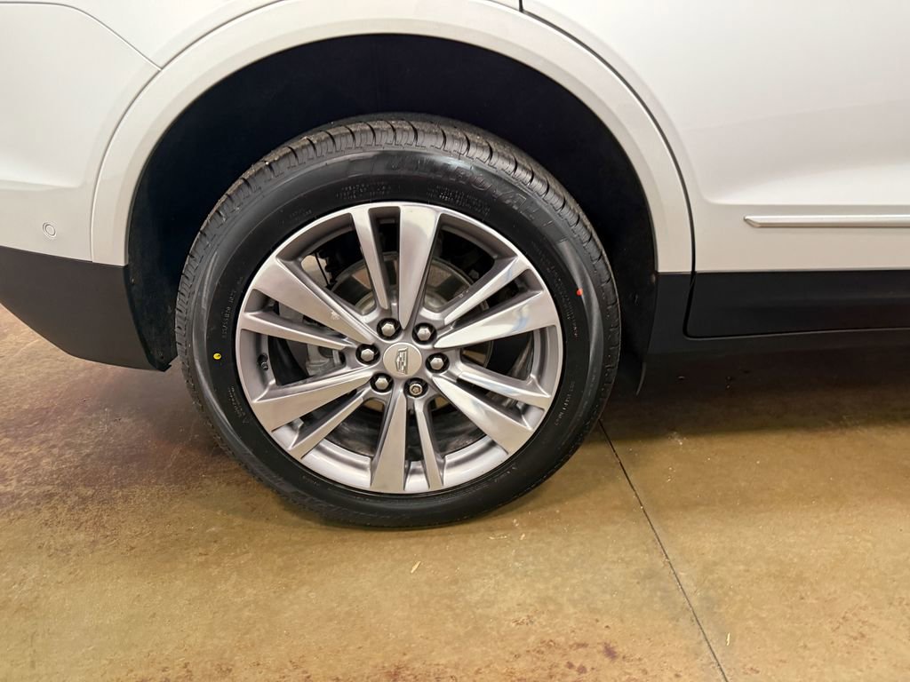 Used 2020 Cadillac XT5 Premium Luxury image 91
