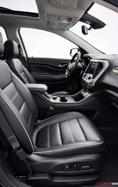 Used 2020 GMC Acadia Denali w/ Denali Ultimate Package image 16