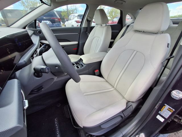Used 2025 Hyundai Sonata SE FWD image 20